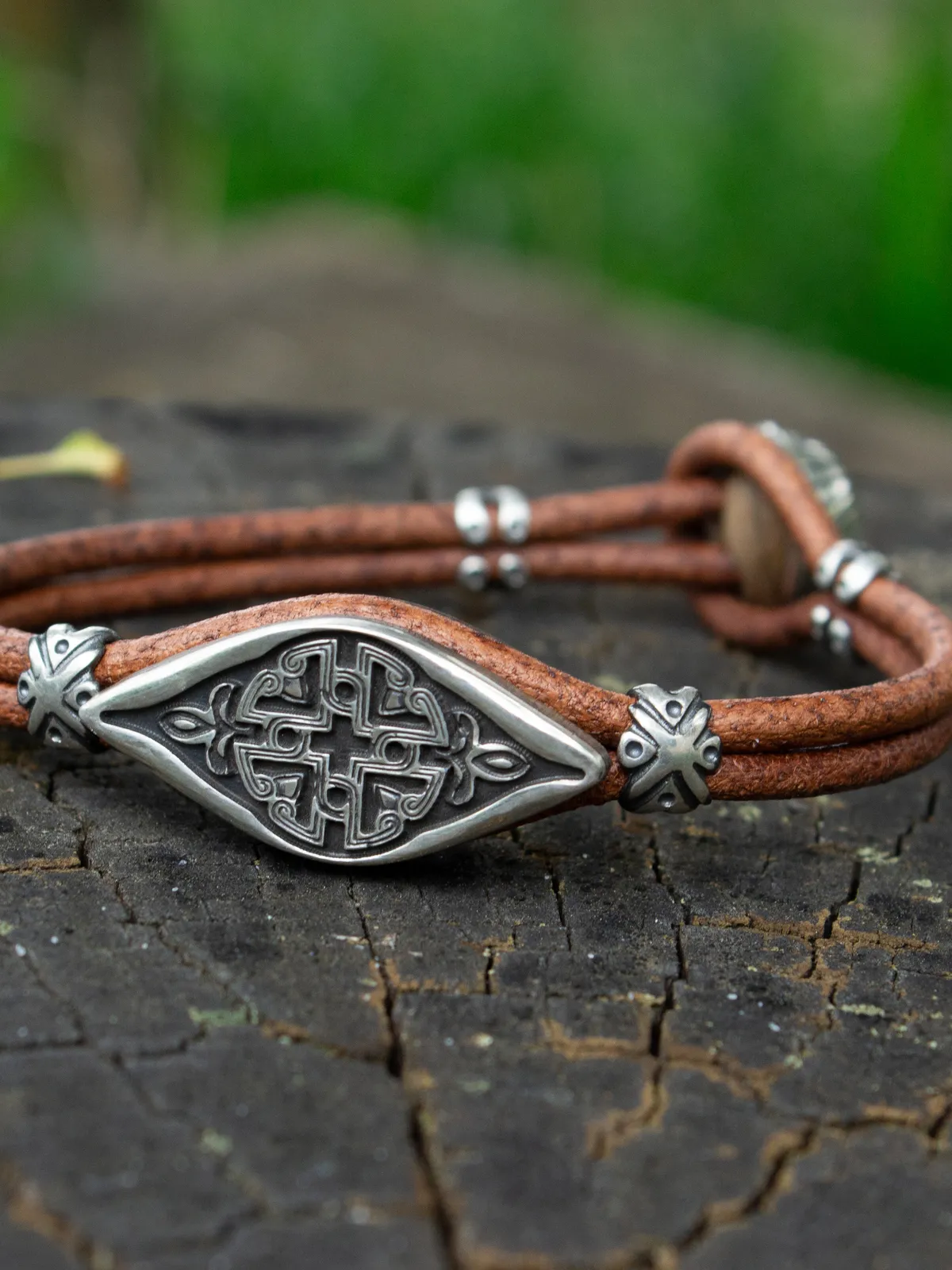 მცველი bracelet photo 3